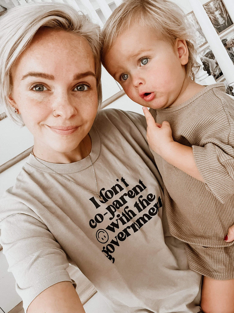 Naupaka I don’t co-parent with the government shirt