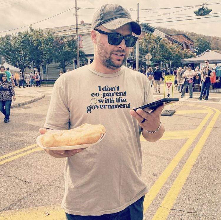 Naupaka I don’t co-parent with the government shirt