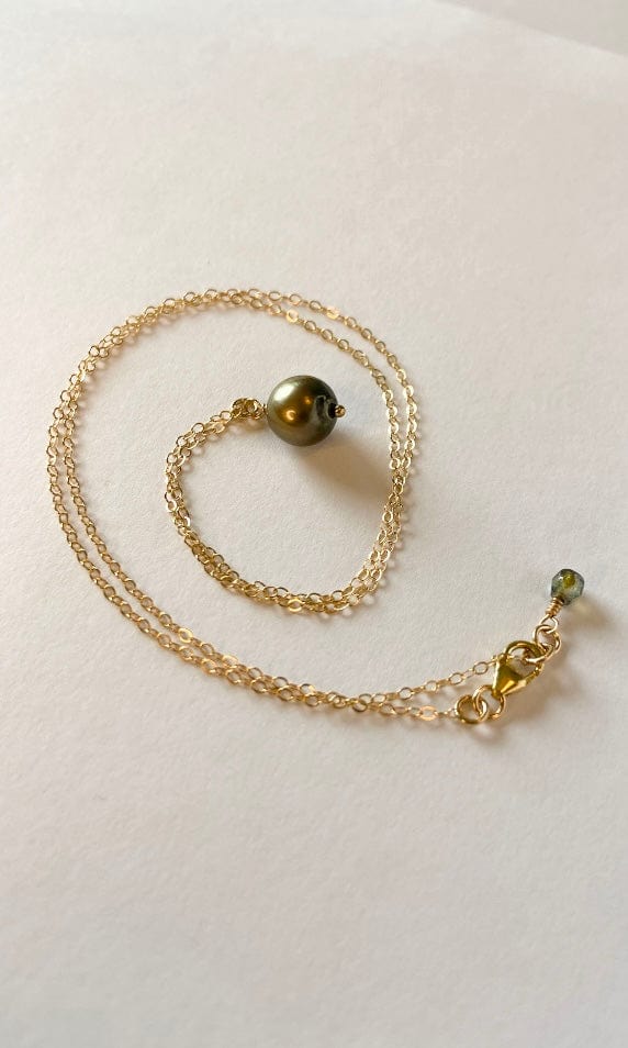 Naupaka Jewelry Black Pearl Gold Filled Necklace