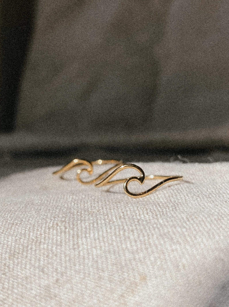 Naupaka Jewelry Gold Wave Ring